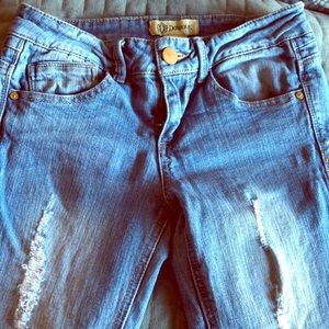 Democracy Girlfriend Jeans